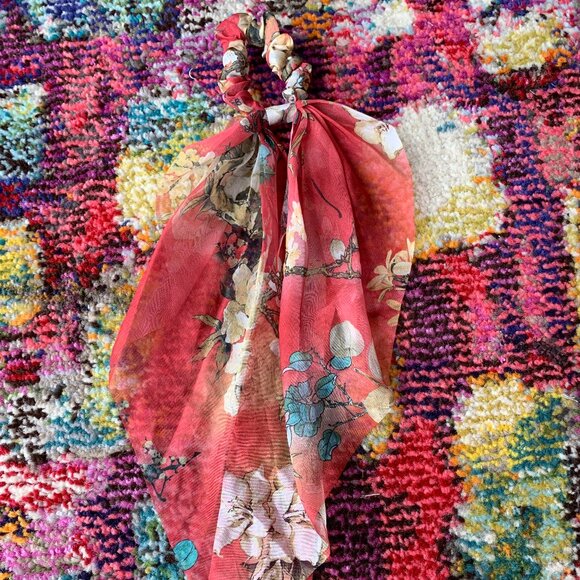 Assorted Hair Accessories - Picture 3 of 10